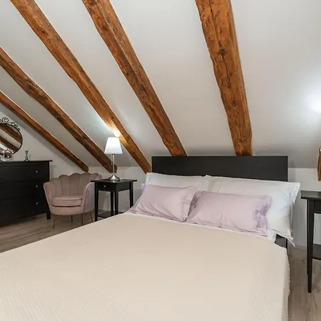 Appartement Zuzori *